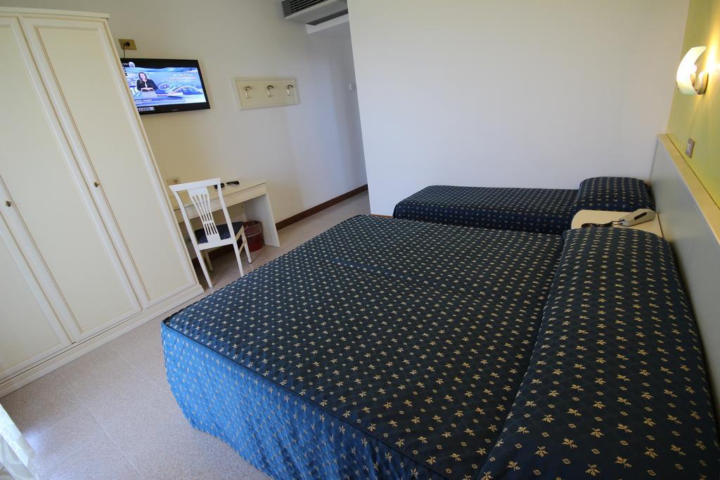 Hotel Roma Lido di Jesolo Exteriör bild